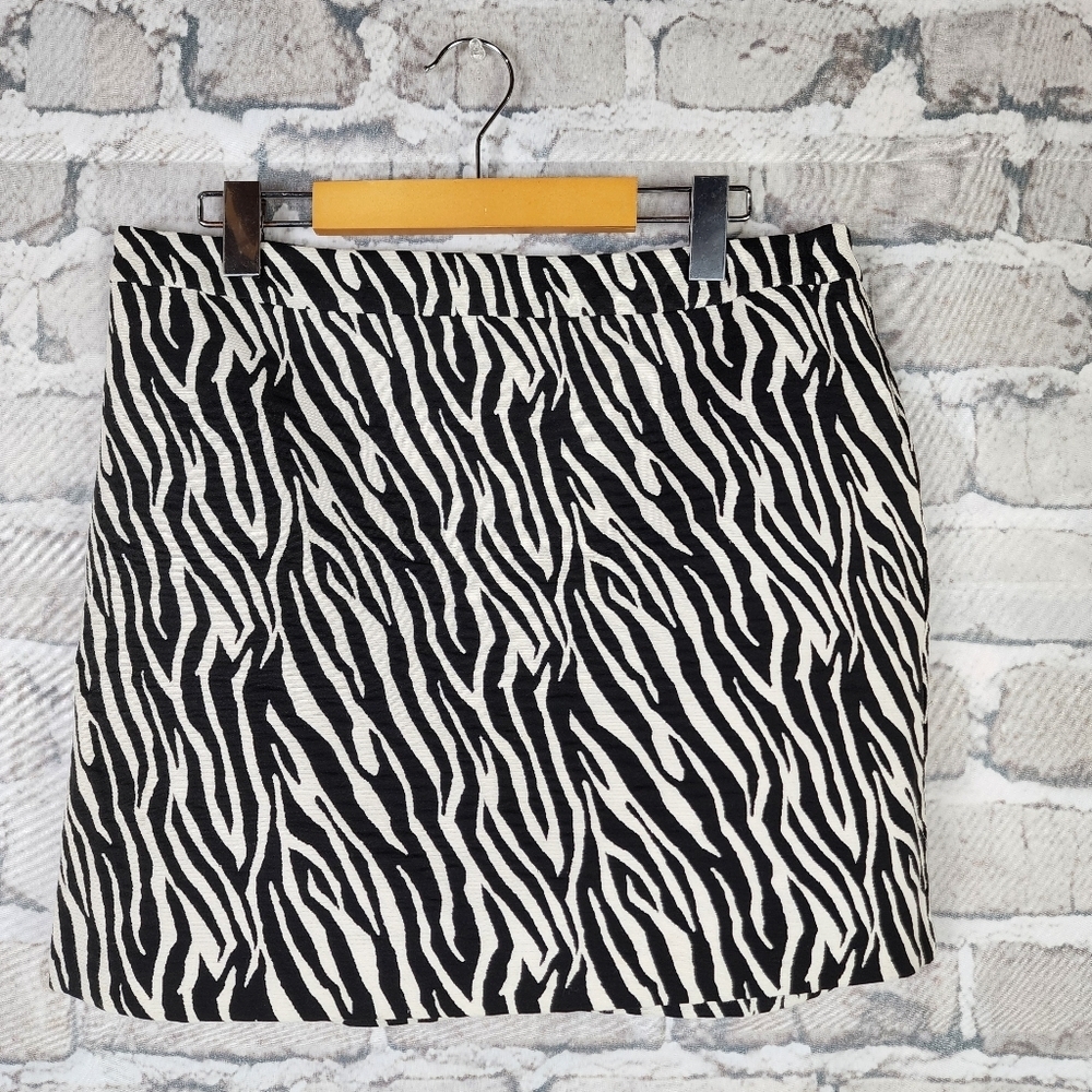 Promod Black White Zebra Print Mini Skirt Exposed Zip Size 42/10 glamoratti
